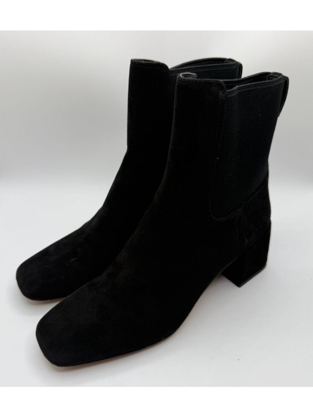 Vince Kaye Block Heel Ankle Boot Women Size 8.5M Black Suede Square Toe